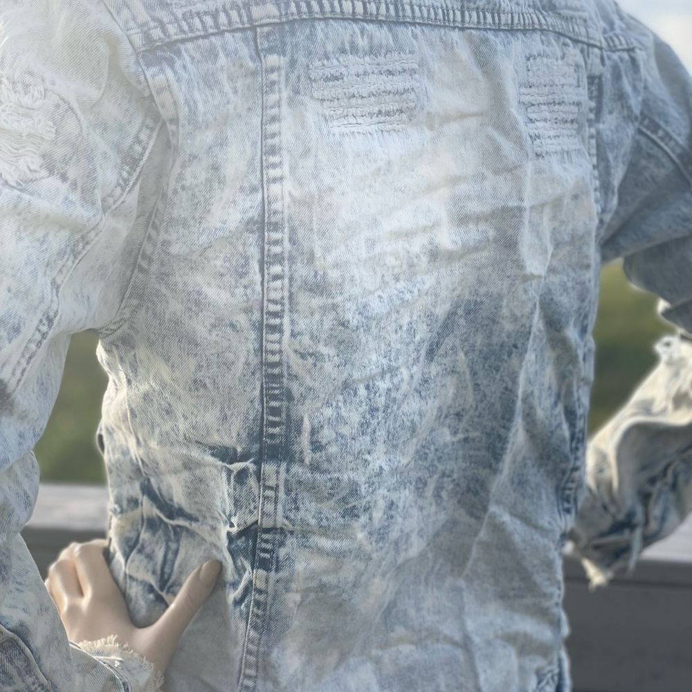 Jean Jacket - Picture 7 of 11